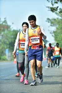 BIB: 41924, 401
                            <button type="button" onclick="openModal(10114891)" class="btn btn-primary btn-sm float-right btn-popup" data-toggle="modal" data-target=".modal-high-quality">
                        <i class="fas fa-shopping-cart"></i> Add to Cart
                    </button>
                                            <button type="button" onclick="isThisMe(10114891, true)" class="btn btn-success btn-sm float-right btn-popup btn-isme hidden" data-toggle="tooltip" data-placement="bottom" title="นี่คือรูปของคุณใช่ไหม คลิกที่นี่เพื่อเอาเข้าอัลบั้ม">
                        <i class="fas fa-plus"></i> Add to album
                    </button>
                    <button type="button" onclick="isThisMe(10114891, false)" class="btn btn-warning btn-sm float-right btn-popup btn-isnotme hidden">
                        <i class="fas fa-ban"></i> Remove from album
                    </button>